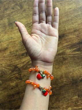 2pcs Orange Crystal Beaded Bracelet with Red Apple Charm